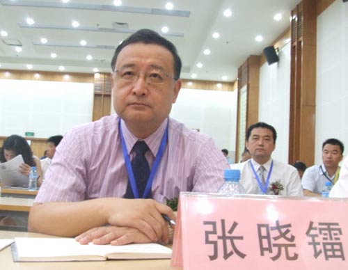 中國皮革協(xié)會技術專業(yè)委員會主任張曉鐳